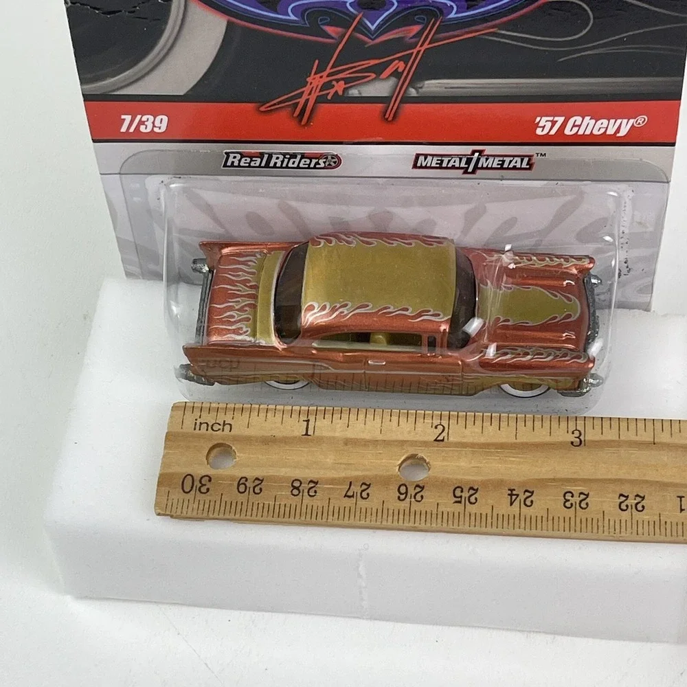 Mattel Hot Wheels Waynes Garage 1957 Chevy Bronze Real Riders